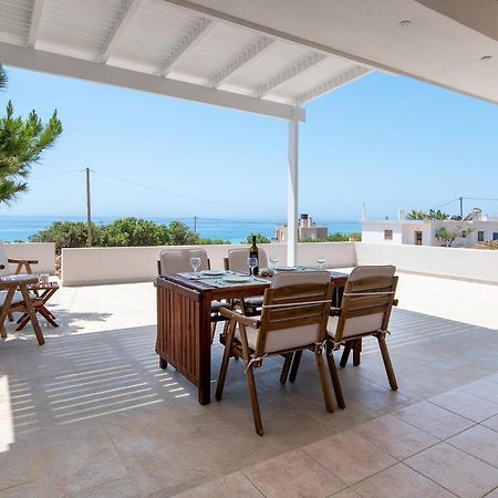 فيلا Sea View Pine House Makrýgialos المظهر الخارجي الصورة