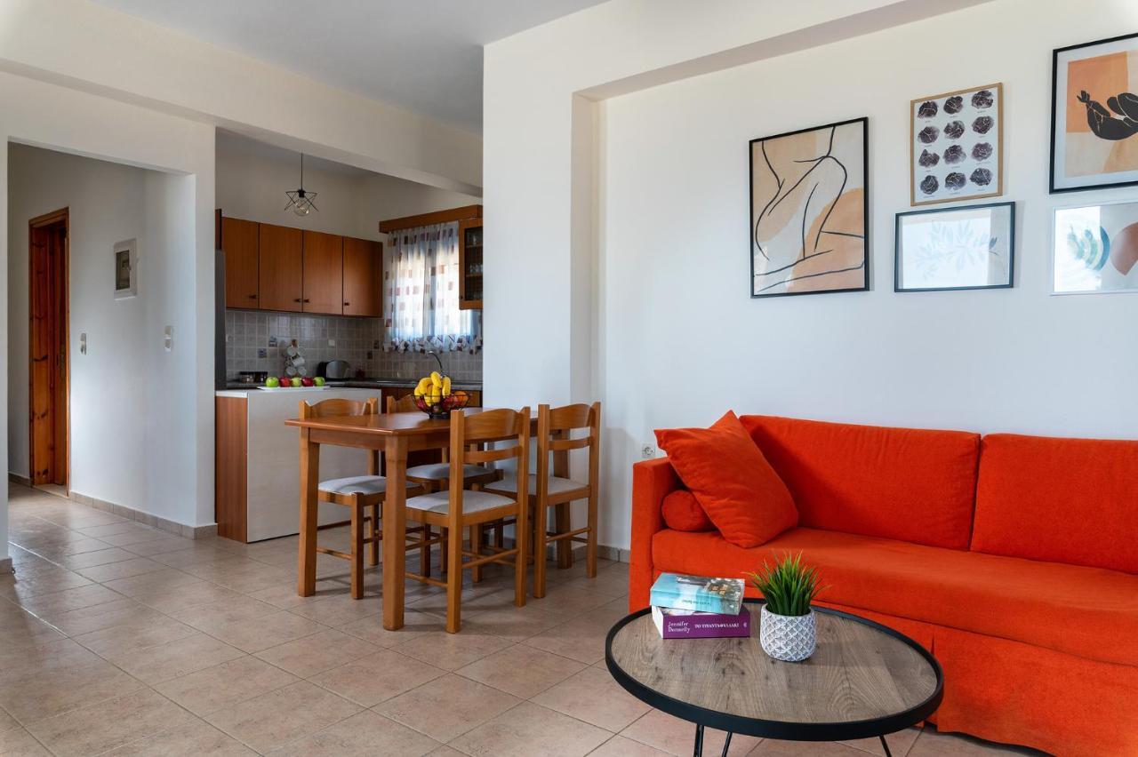 فيلا Sea View Pine House Makrýgialos المظهر الخارجي الصورة